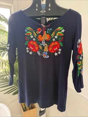 Galychanka Boho Navy Blue Floral Embroidered Folk Top / Vyshyvanka Size L